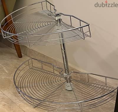 180 degree swivel basket