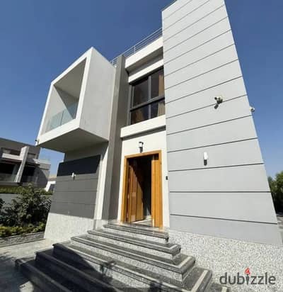 Independent villa for immediate delivery next to Compound Al-Rabwah and El-Geria from La Vista