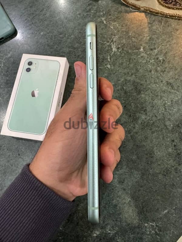 iPhone 11 7