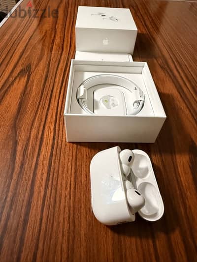 Apple AirPods Pro 2 (2nd generation) -
