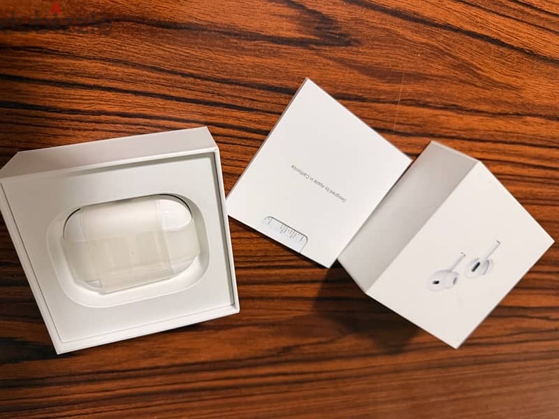 Apple AirPods Pro 2 (2nd generation) - 2
