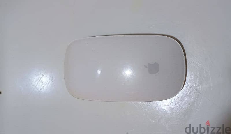 iMac (21.5-inch, Late 2015) 1