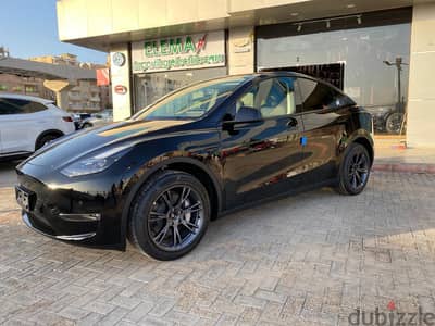TeslaA MOOOdel Y 2023 Long Range AWD