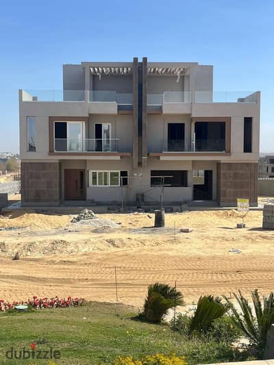 Prime Twin House for Sale on Dahshour Link, Sheikh Zayed – Installments up to 120 Months, Facing Beverly Hills