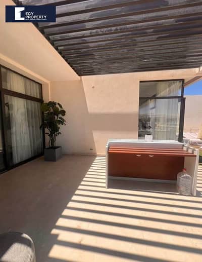 بموقع خيالي فيلا مشتطبة  بالكامل للبيع في Silver Sands  - الساحل الشمالي