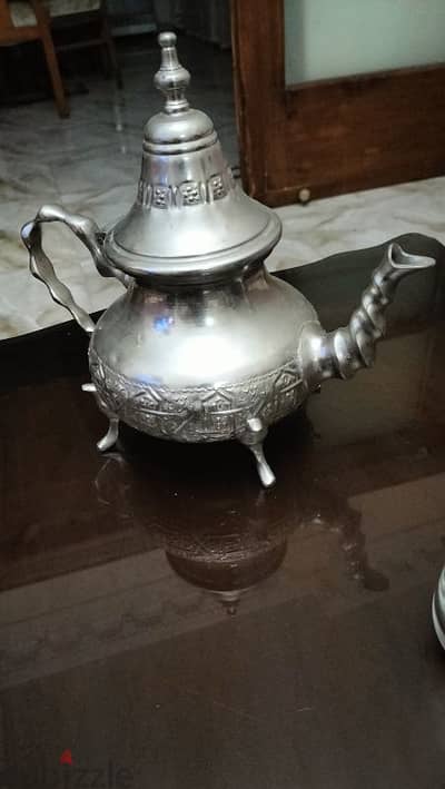 ابريق شاي وارد المغرب جديد لم يستعمل نحاس مطلي فضه مختوم شغل عربى قديم