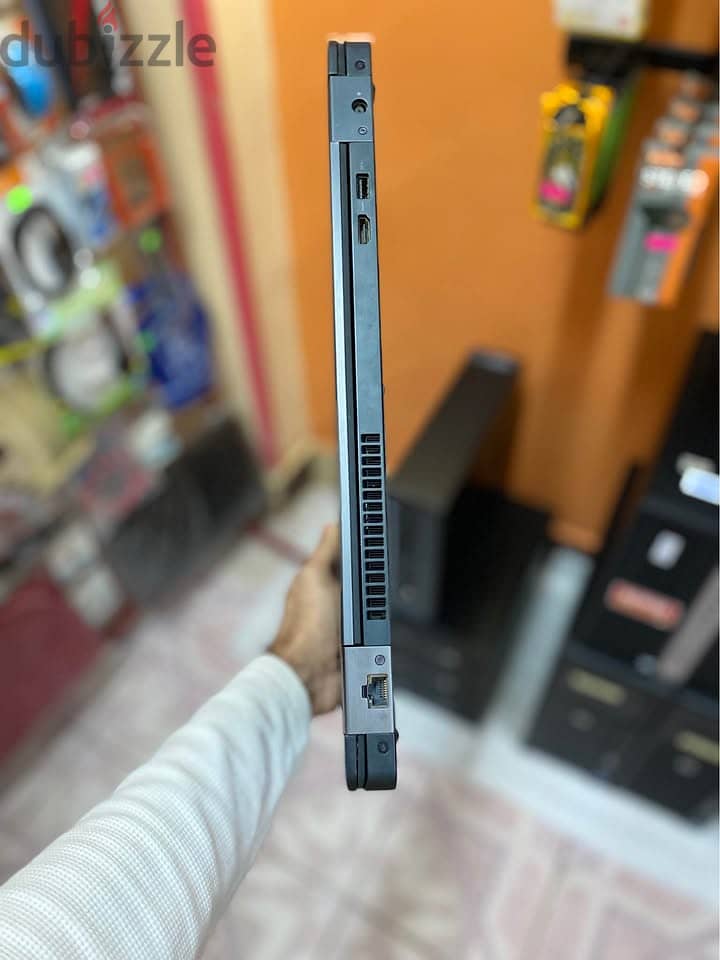 Dell Latitude 5580 4