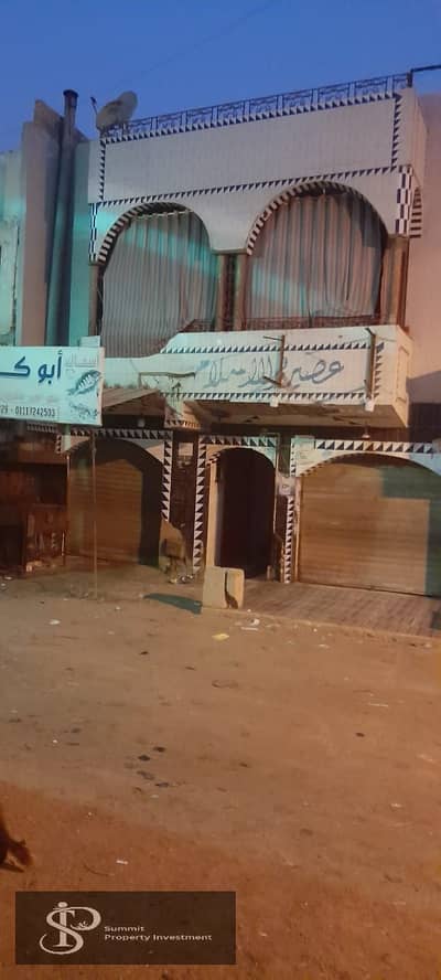 House for sale 3 floors neighborhood 14 tenth of Ramadan area 120 meters close to services