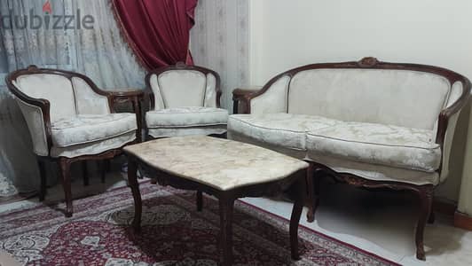 صالون (استقبال ) بحاله ممتازه