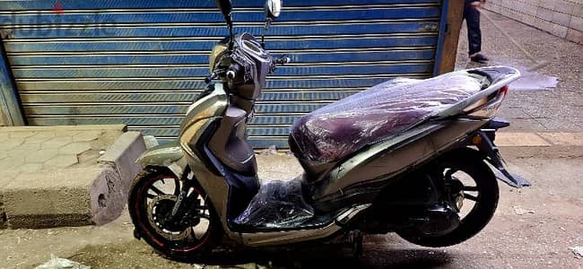st200i