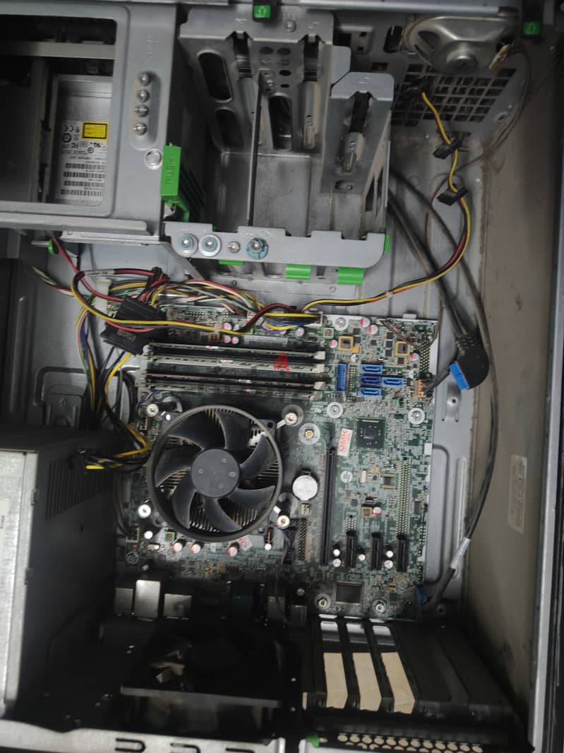 جهاز hp 600 g1 مع كرت شاشة gtx1050ti 1