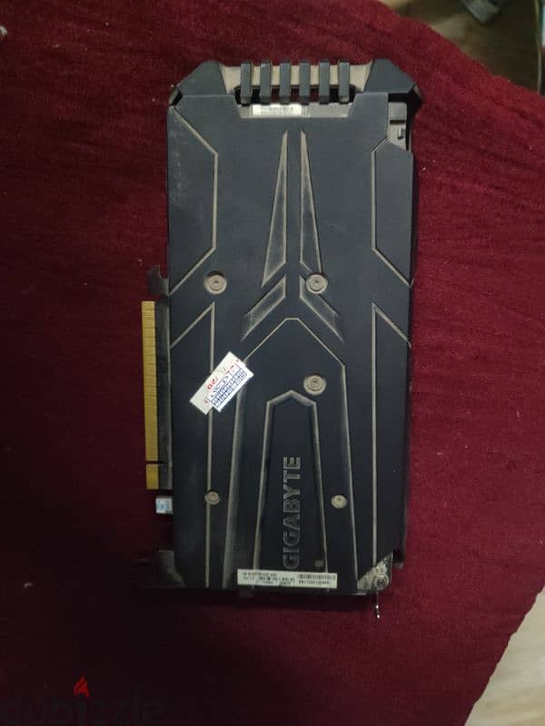 جهاز hp 600 g1 مع كرت شاشة gtx1050ti 7