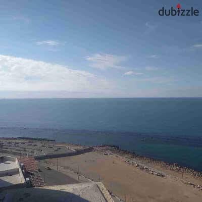  شقة للإيجار اليومي – ميامي | فيو بحر مباشر  شقة 200 متر مكيفة بالكامل بميامي على البحر مباشرة، مفروشة فرش راقي، مميزة جدًا للمصايف والإقامات الهادئة.
