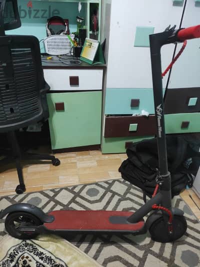 scooter Rohan wings السعر ١٥ الف سعر الجديد ب ٣٠٠٠٠ الف مورد من الخارج