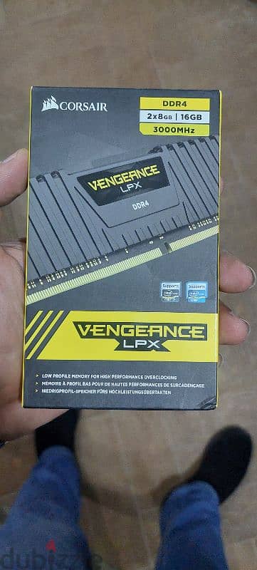 Corsair 2×8 3000Hz