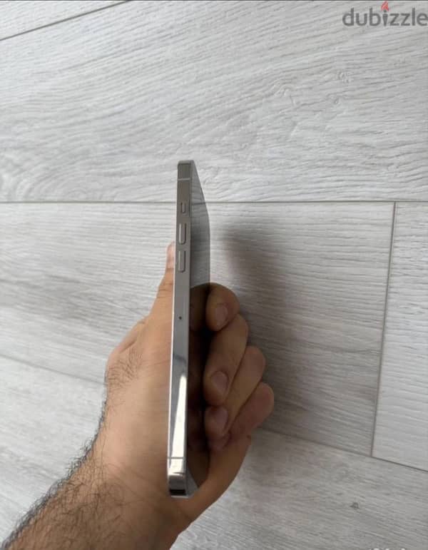 13 برو ماكس 4