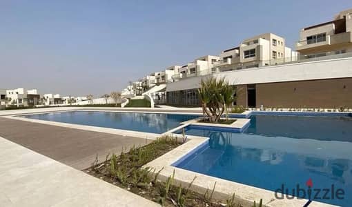 For sale at a special price a semi-finished detached corner villa with elevator City View 420m built area 460m land 6 master bedrooms in Solaya near N