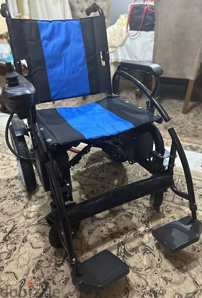 كرسي كهربائي لذوي الاحتياجات الخاصة electric wheelchair