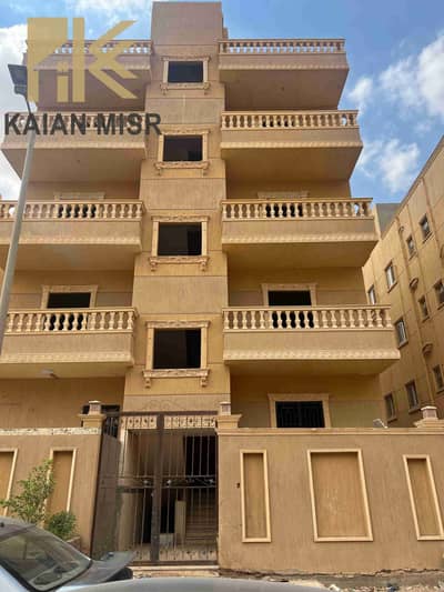 Penthouse for Sale 290 m Front with a Unique View of the Green Belt in the Distinguished Neighborhood of the Villas in Badr City