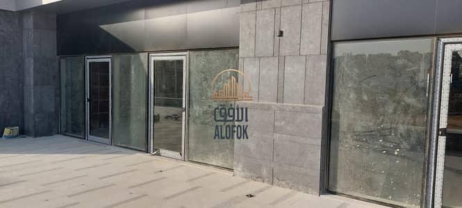 محل جديد للإيجار في One 7 Mall – النرجس