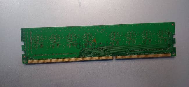 رام من شركه samsung بسعه 2جيجا DDR3