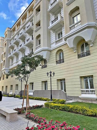 شقة للبيع بالتقسيط بمقدم 5 % فقط متشطبة استلام فوري جاهزة للسكن في كمبوند جاردن سيتي new garden city العاصمة الادارية الجديدة