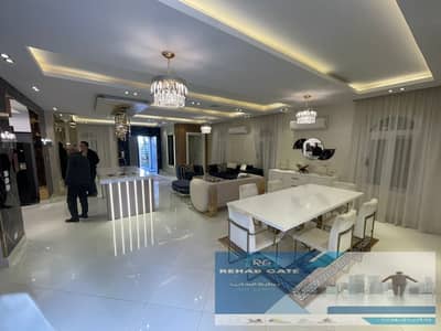 Furnished villa for rent in Al Rehab Hills, 5 bedrooms, hotel-style furnishings, at a bargain price