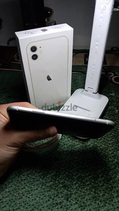 iPhone 11 3