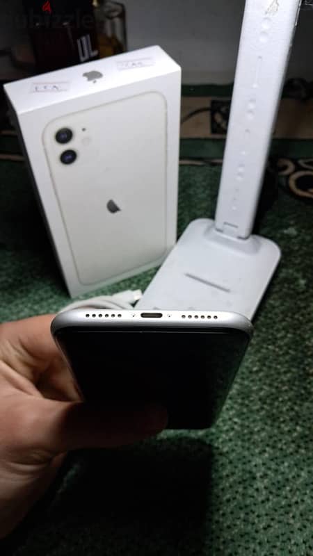 iPhone 11 5