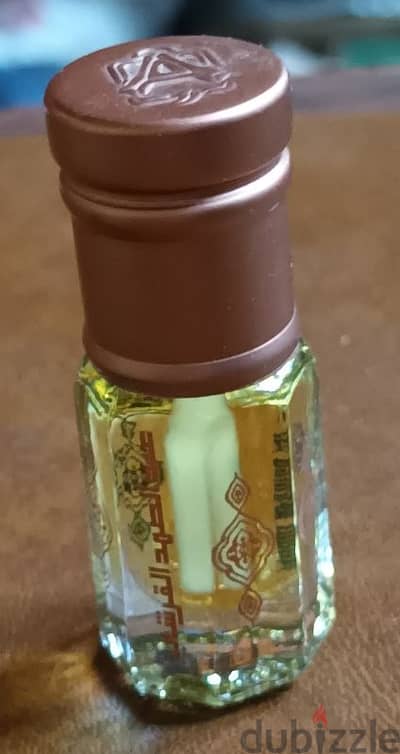 عطر ورد بلغاري من عبد الصمد القرشي