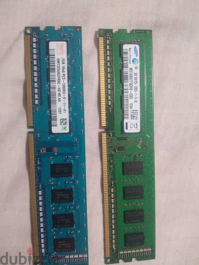 رام من شركة Hynix بسعه 2جيجا +رام من شركة samsung بسعه 2جيجا