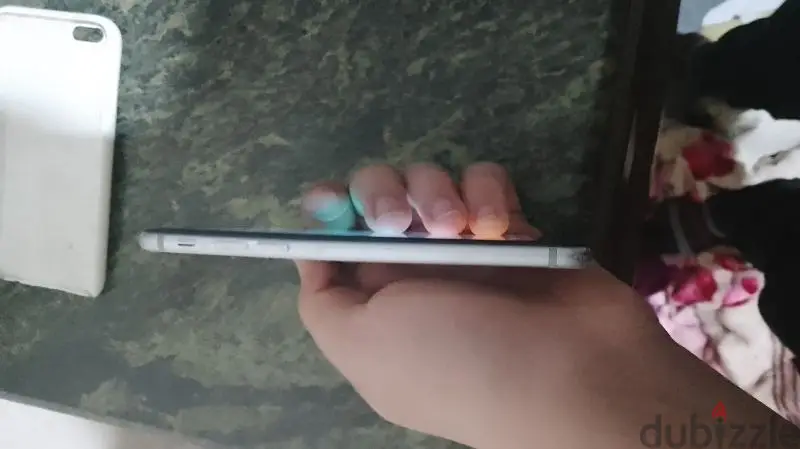 iPhone 665592283135234121