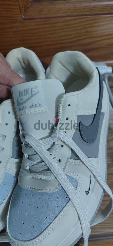NIKE Shoes 42