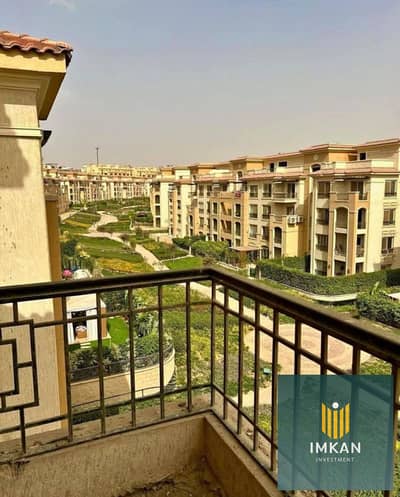 بنتهاوس للبيع 220م فيو على لاند سكيب و بحيرات قسط على 10 سنين فى كمبوند ستون رزيدينس القاهرة الجديدة