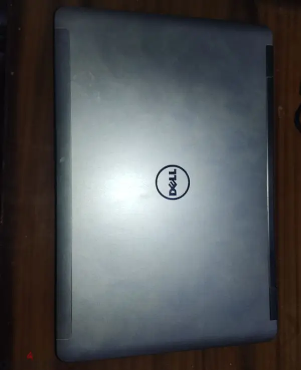 Laptop Dell Latitude 654065592318116355121