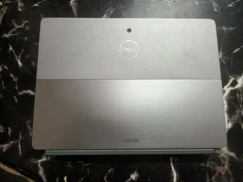Dell Latitude 7200 Laptop and Tablet65610995855747124