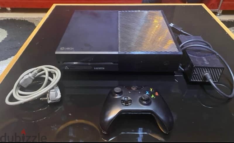 xbox one with controller 3