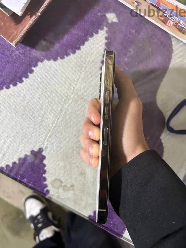 Apple iphone 13 pro max 1