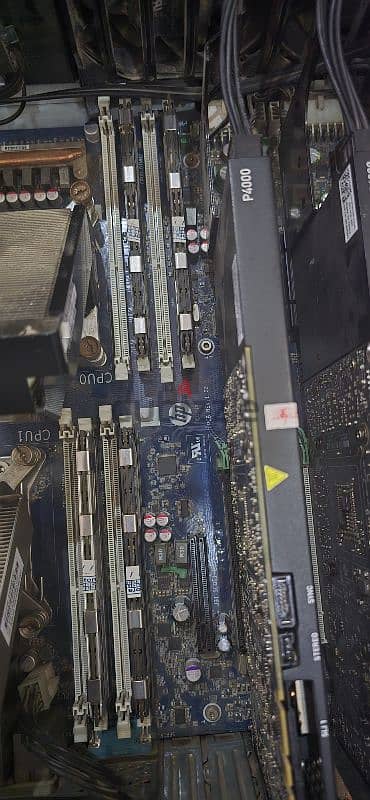 HP Z820 Workstation 7
