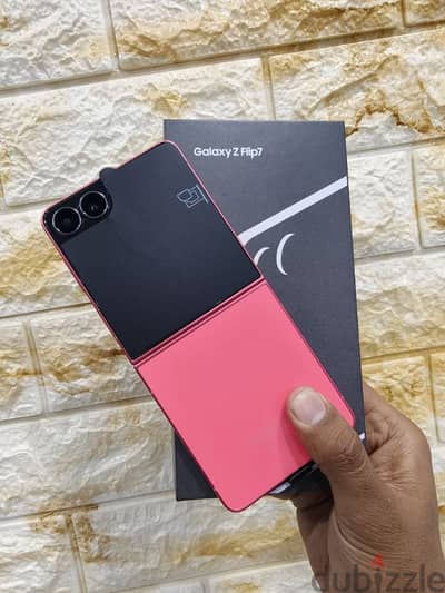 Samsung Galaxy Z Flip7 فتحه علبه زيرو ضريبه  بكل حجته