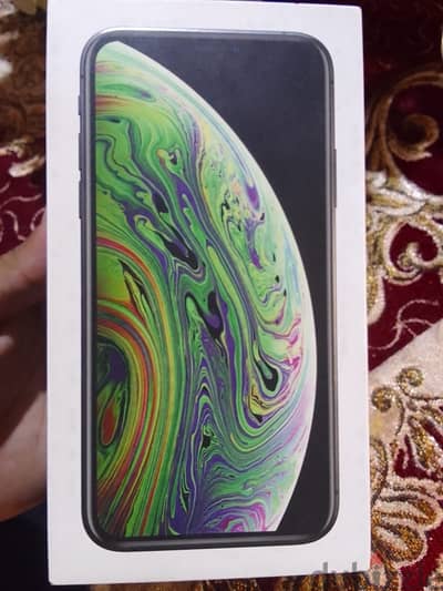 ايفون xs