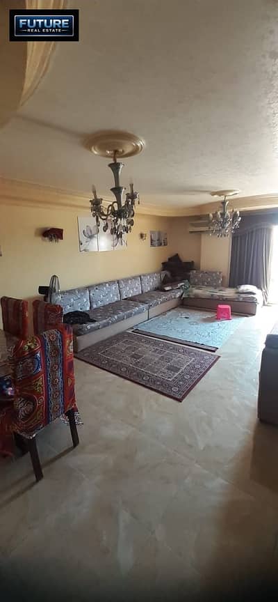 Apartment 185 m in the third neighborhood in the upper Mirage Zahra Maadi behind the Economic Court
