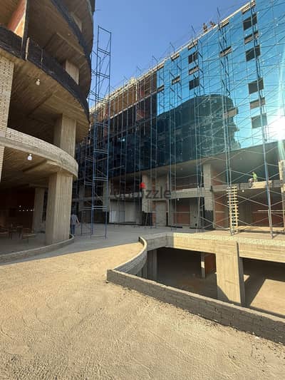 Office for sale in Mall 101 – Prime location on the plaza