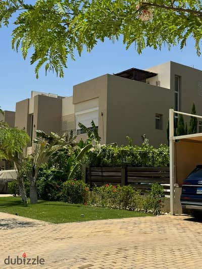 Prime view ready to move town house  fully finished for sale in px palm hills