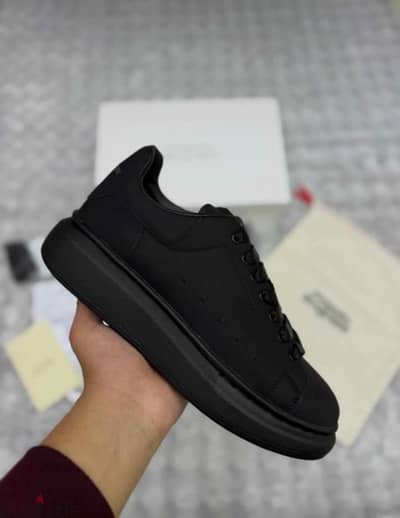 alexander MCQUEEN