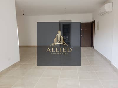 Apartment with AC'S only or AC'S and Kitchen for rent in fifth square al marasem compound-new cairo