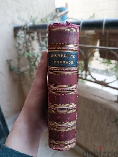 مرجع بريطاني نادر جدًا بيخص الانساب والالقاب Debrett’s Peerage