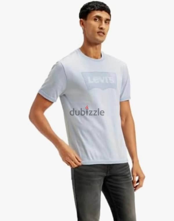 Levi’s t-shirts original . M size 4