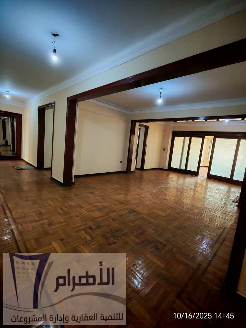 5 Bedrooms 400 sq.M Apartment for rent 12,000 EGP in Faisal, Giza