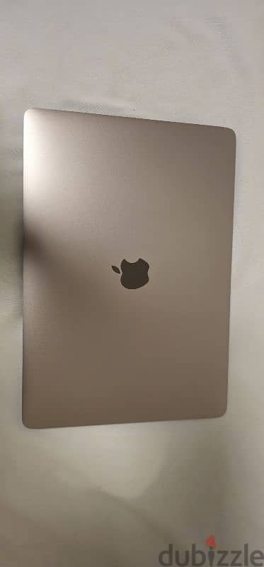 MacBook Pro 2017 13-inch with original accessories